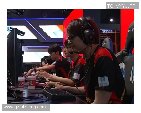 FPX在青年赛中的灵活战术运用与团队协作分析